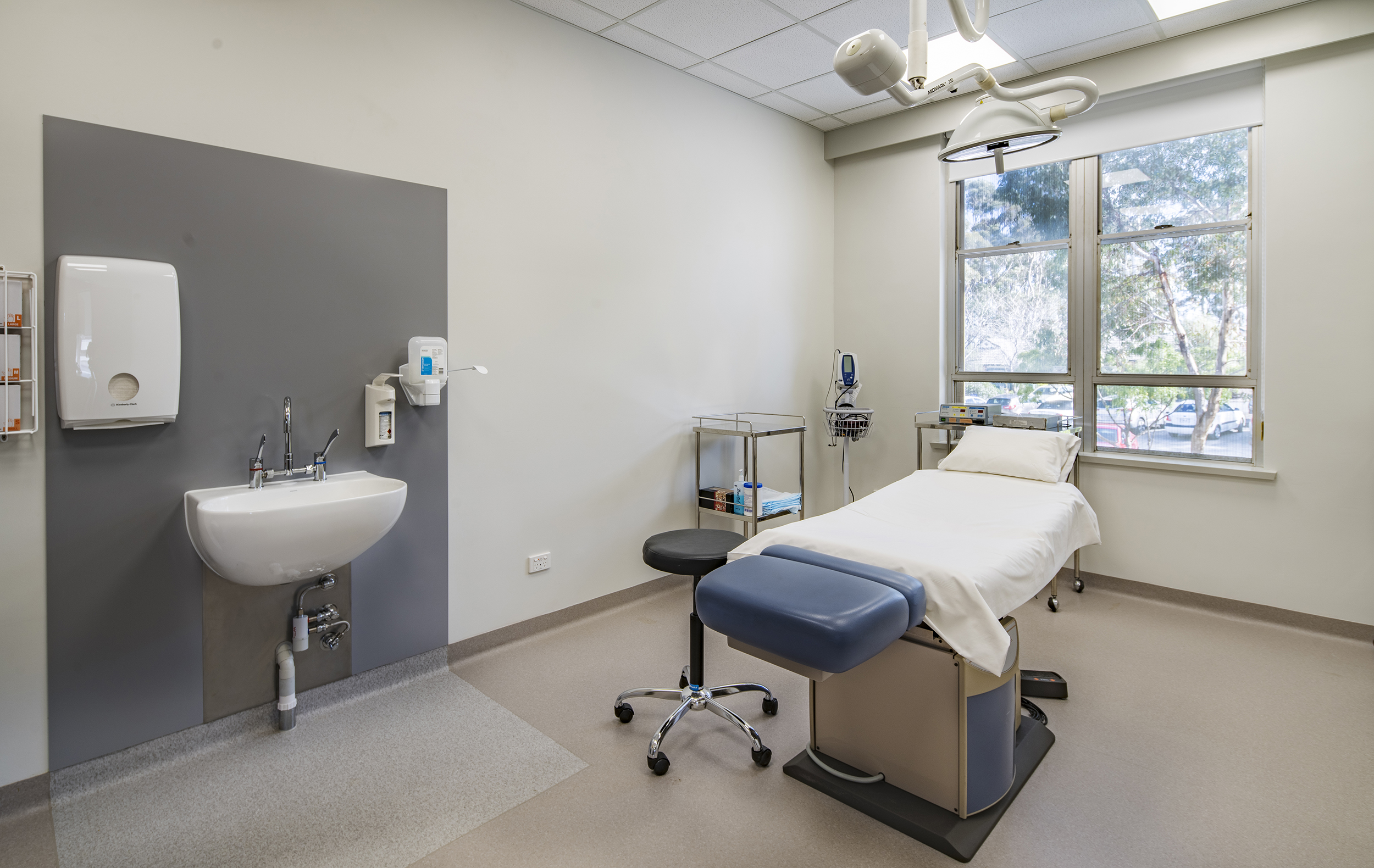 Southern Community Health Refurbishment by Hodgkison Architects