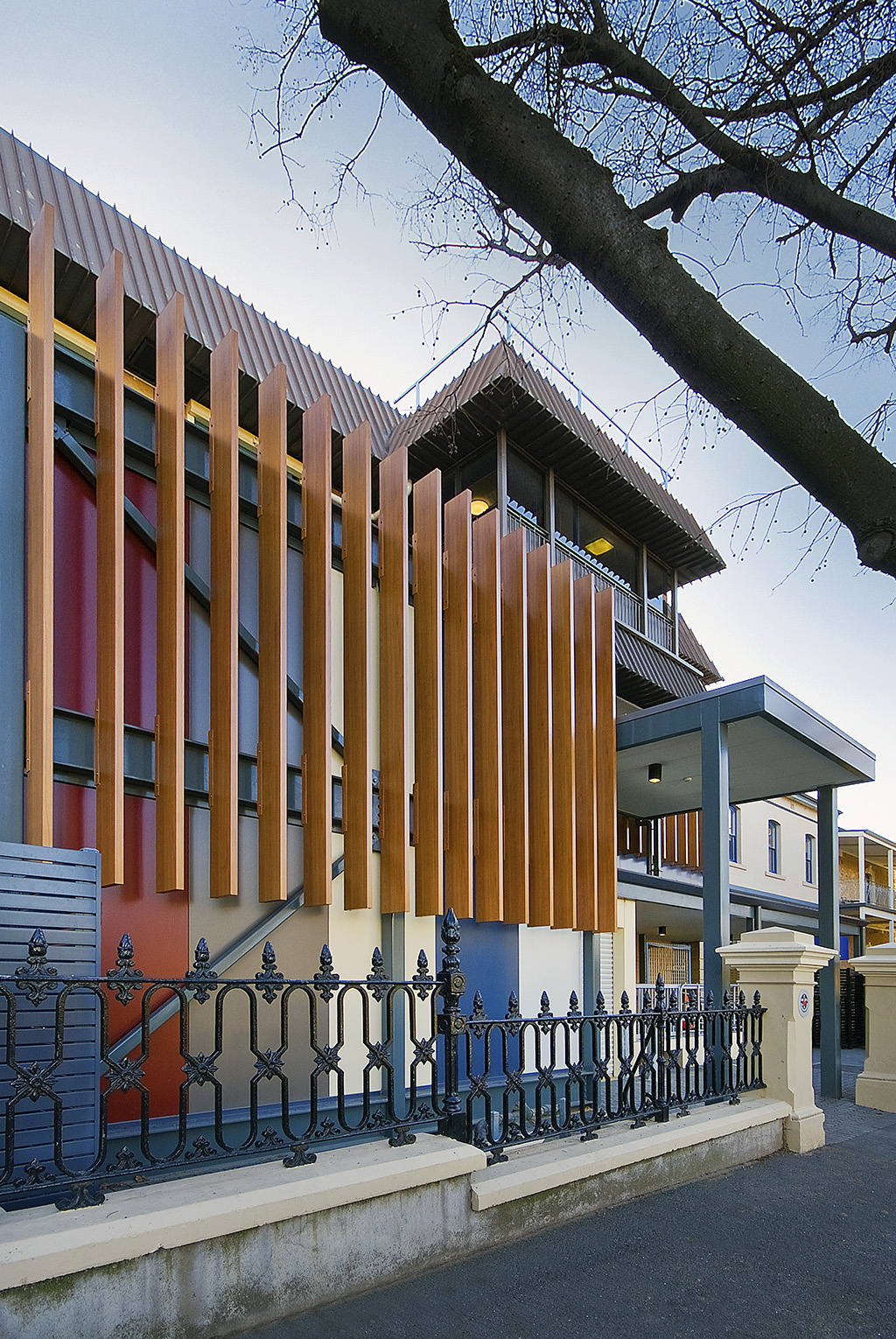 The Memorial Hospital External Facade Design by Hodgkison Architects Photography Ross Williams