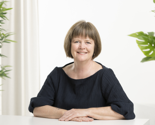 Tina Murray A photo of Tina Murray